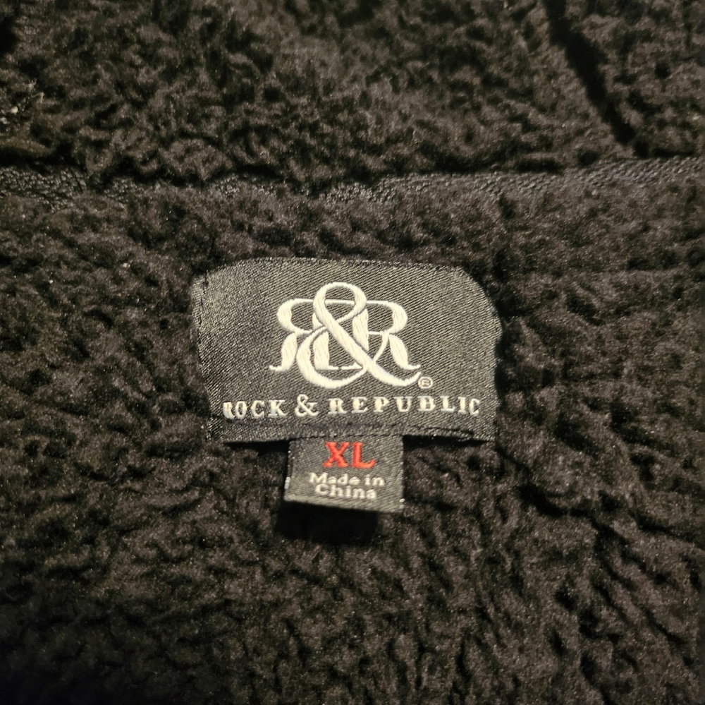 Jacket - Picture 3 of 5